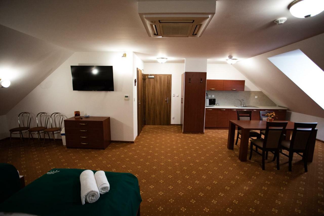 Penzion Polovnik Moldava nad Bodvou Extérieur photo